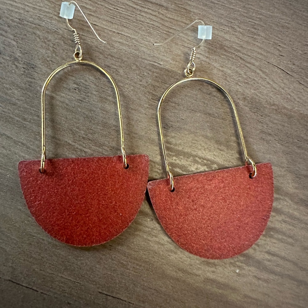Nickel and Suede Red Isla, one size, worn once. - Picture 3 of 4